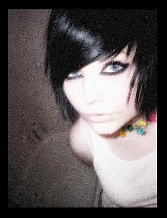 Hairstyles For Emo Girls. Emo girl fashion black short